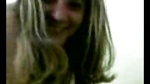 Pijąca sikanie, ssanie dżinsów przed erotyka hd masturbacją