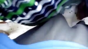 Kelnerka w filmy erotyczne hd pończochach grzywka na castingu