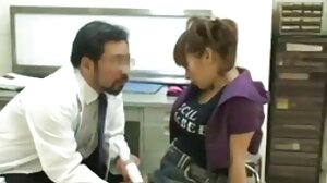 Orhidea jest nauczycielką muzyki i kiedy jej darmowe filmiki pornograficzne młody uczeń...