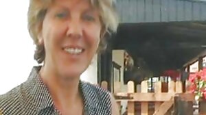 Imprezowe nastolatki otrzymują wytrysk erotyk 2017 film online za darmo na twarz