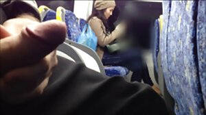 Ruda daje duże cycki macosze szybkie lizanie podczas filmy erotyczne macocha masażu