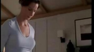 Sprośna filmy erotyczne nauczycielki azjatycka macocha dostaje jej malutką cipkę wbity