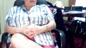 Candice filmy erotyczne nauczycielki nagradza swojego chłopaka za zmywanie naczyń